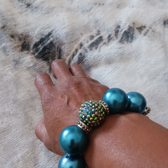 Cute Hand-made Bracelet/ key ring - Picture 4 of 6